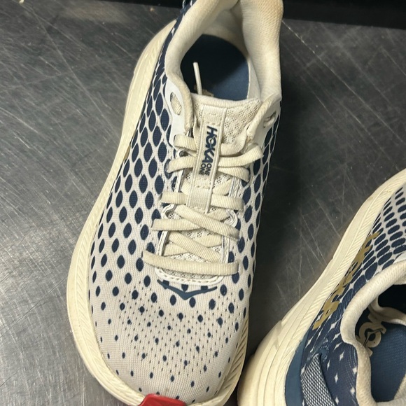 Hoka One One Rincon Size 7.5 Women - Picture 6 of 11